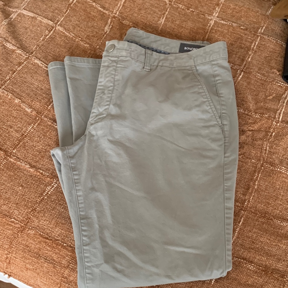 Bonobos Men's Light Gray Chinos